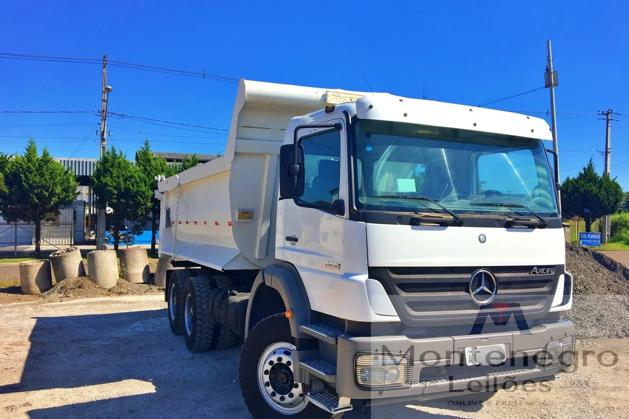 MB2831 Mercedes Benz - 11/11 